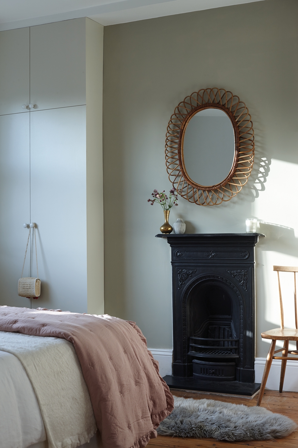Farrow_and_Ball_Schlafzimmer_Bedroom_W9EEM_282EEG_3
