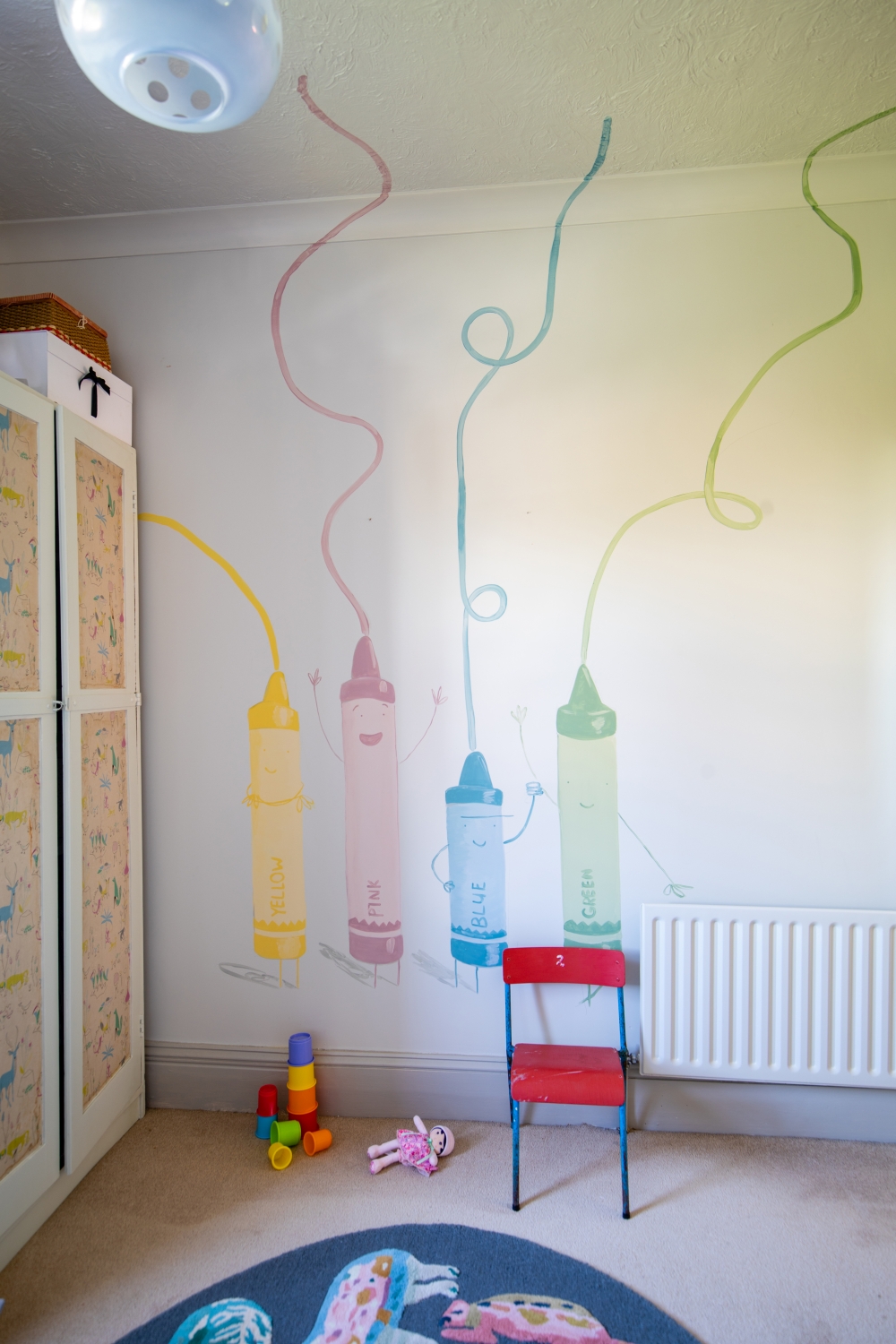 Farrow-and-Ball_Modern-Emulsion_Beas room 274MEM_204EGG_275EEG_Crayons-223_218MEM_246_202MEM_86_89MEM_81_32MEM_5