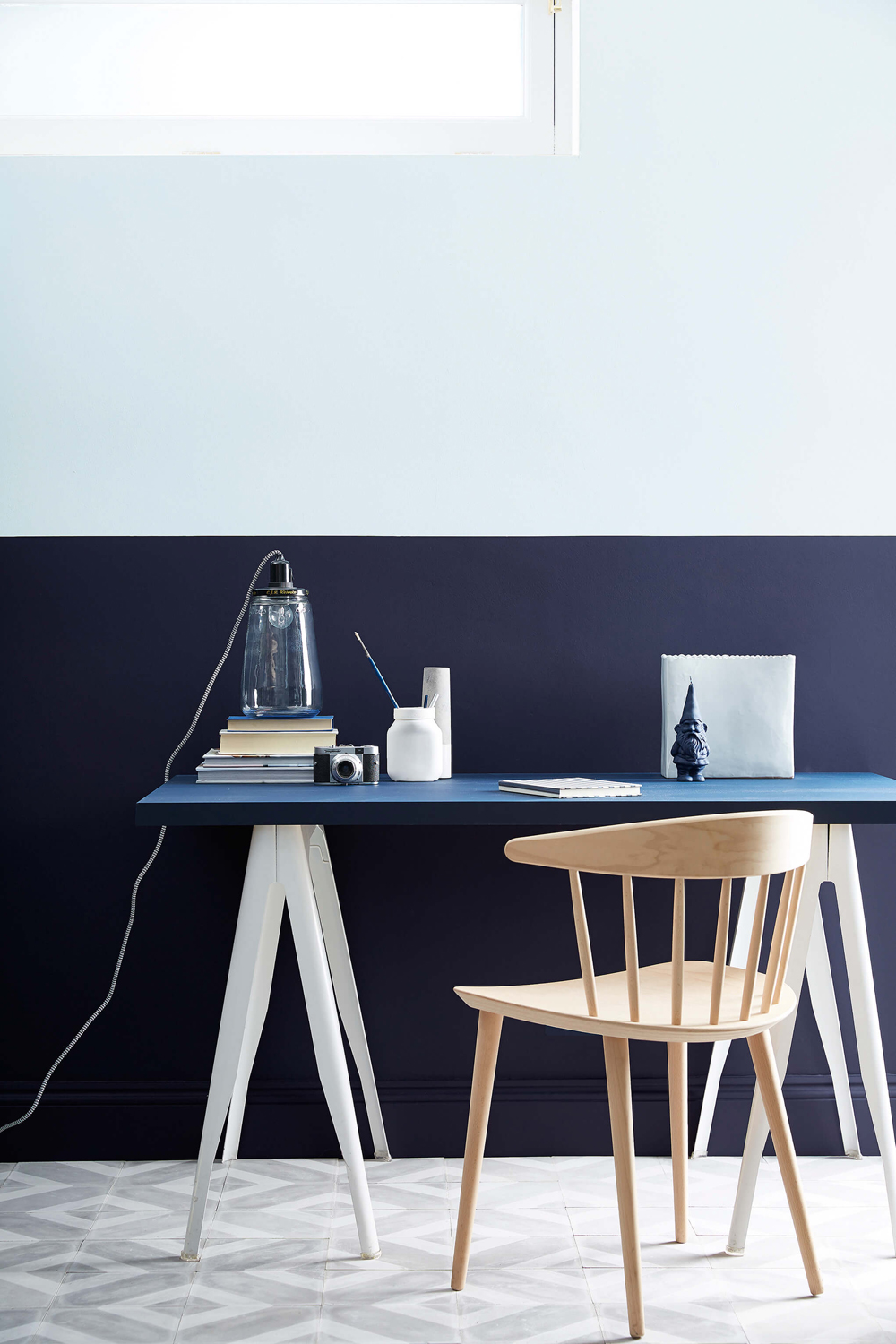 Little-Greene_Absolute-Matt-Emulsion-Matt_Dock_Blue_LGAME_LGIME_252_Gauze_Mid_164