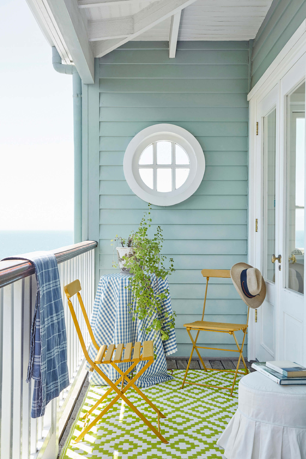 Little-Greene_Intelligent-Exterior-Eggshell_Loft_White_LGIEE_222_Celestial_Blue_101_Bassoon_336