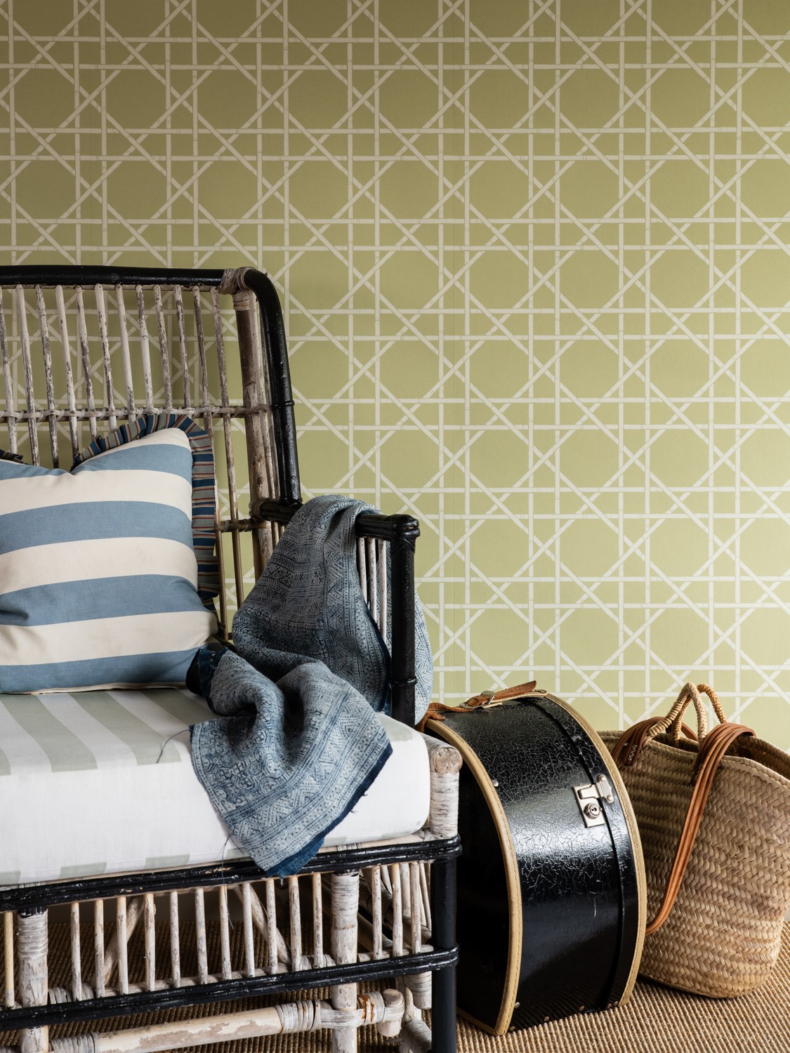 Wallpaper Trellis - Dusty Lemon