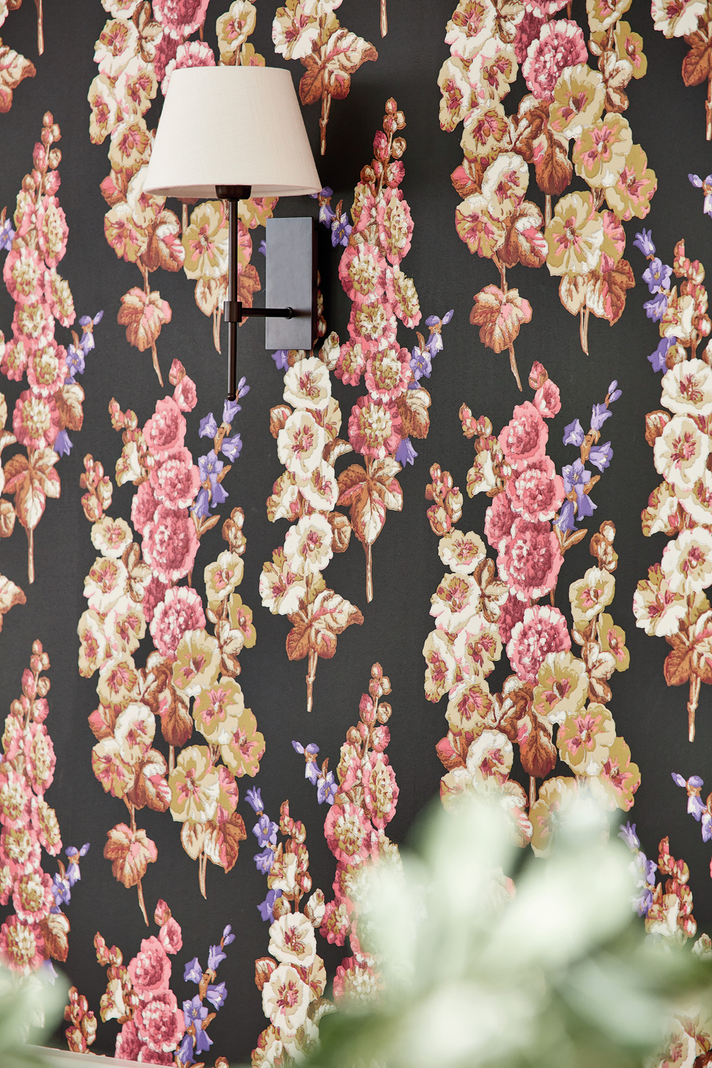 Tapete Hollyhocks - Copper/ Rhodera