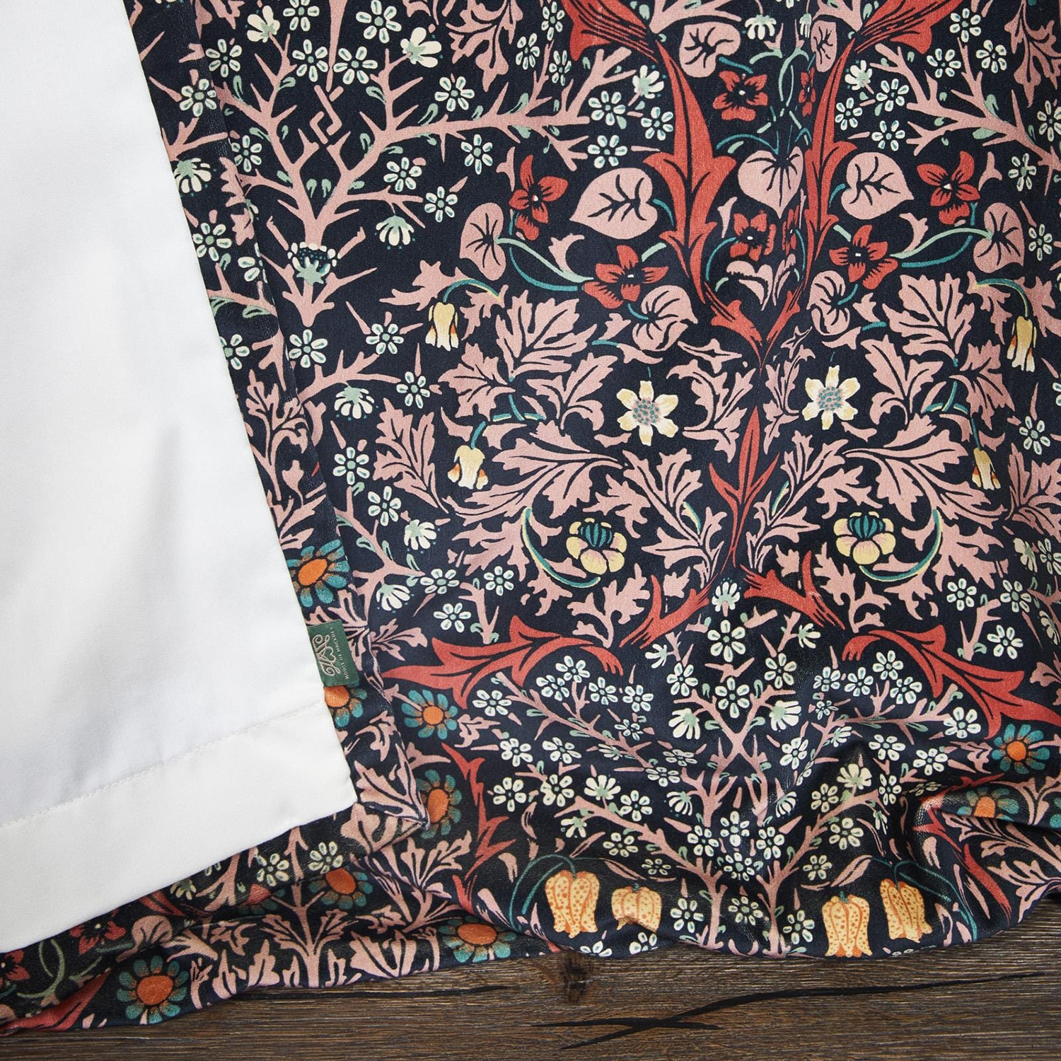Stoff Blackthorn - Velvet - Tourmaline