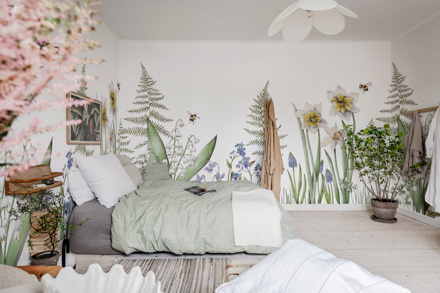 Wandbild Bumblebee - White