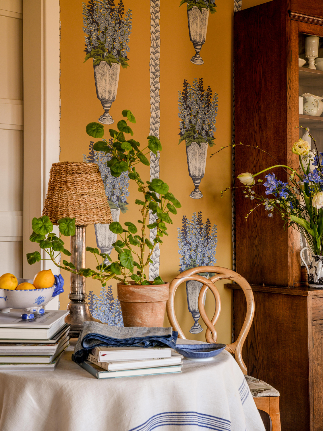 Tapete Delphinium - Mustard