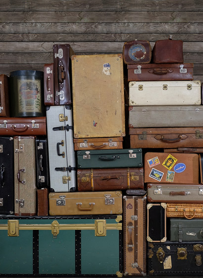 Wandbild Stacked Suitcases - Heap