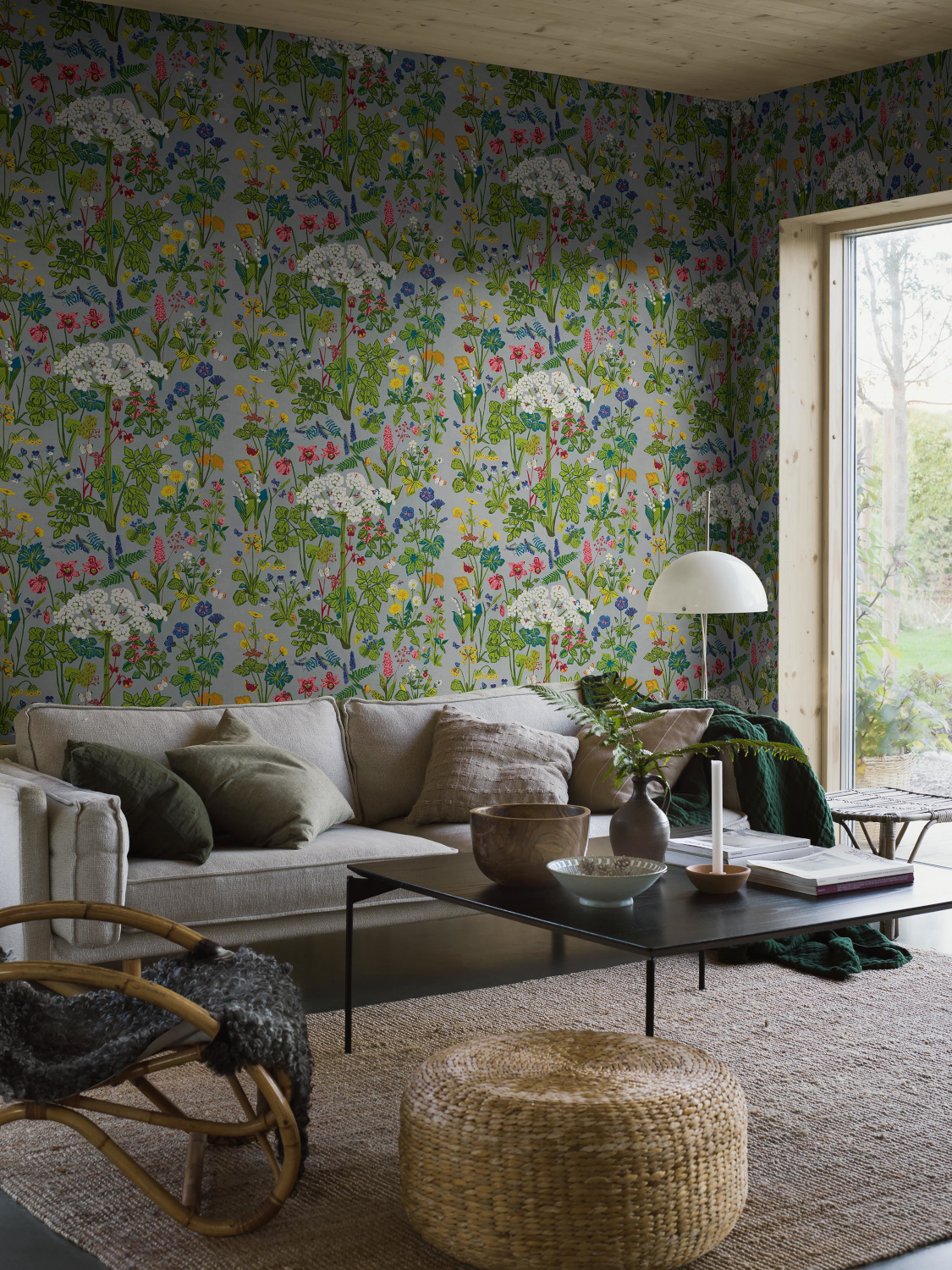 Mural Lisbet Jobs Aurora - 9824W