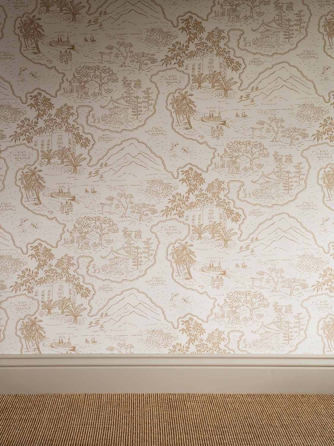 Wallpaper Voyage 1929 - Cinnamon