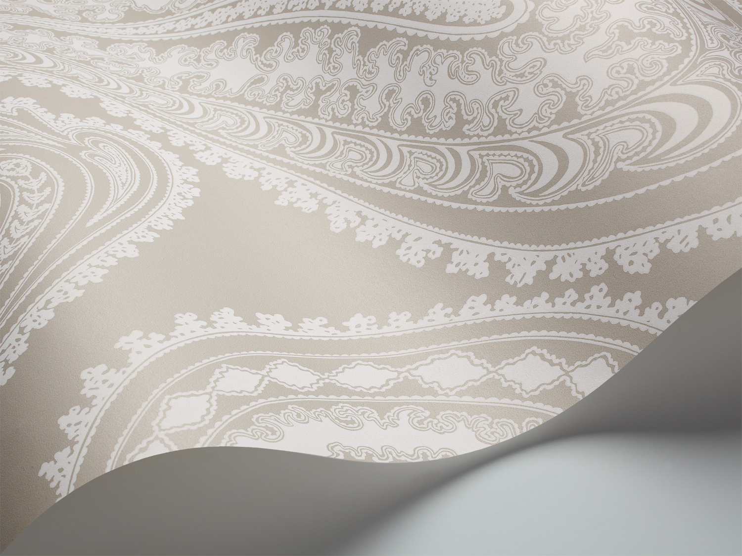 Tapete Rajapur - White on Linen