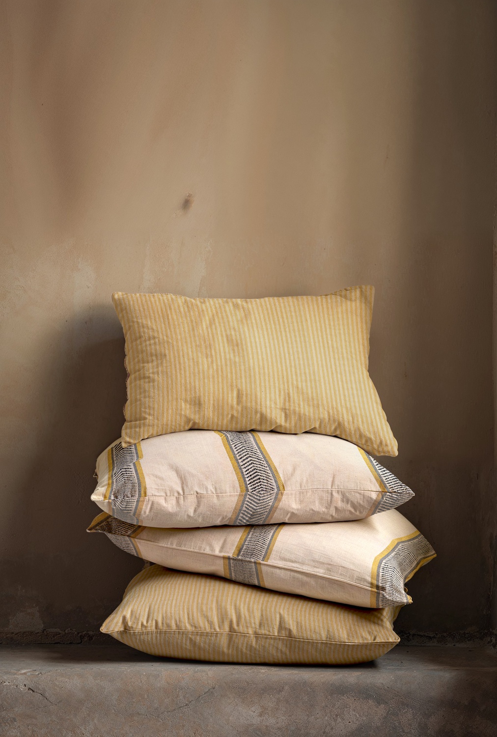 Stoff Animal Stripe - Curry