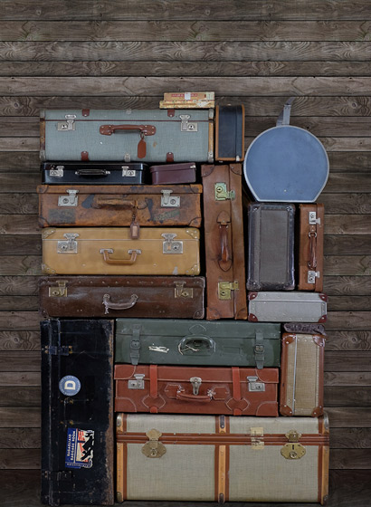 Wandbild Stacked Suitcases - Pile