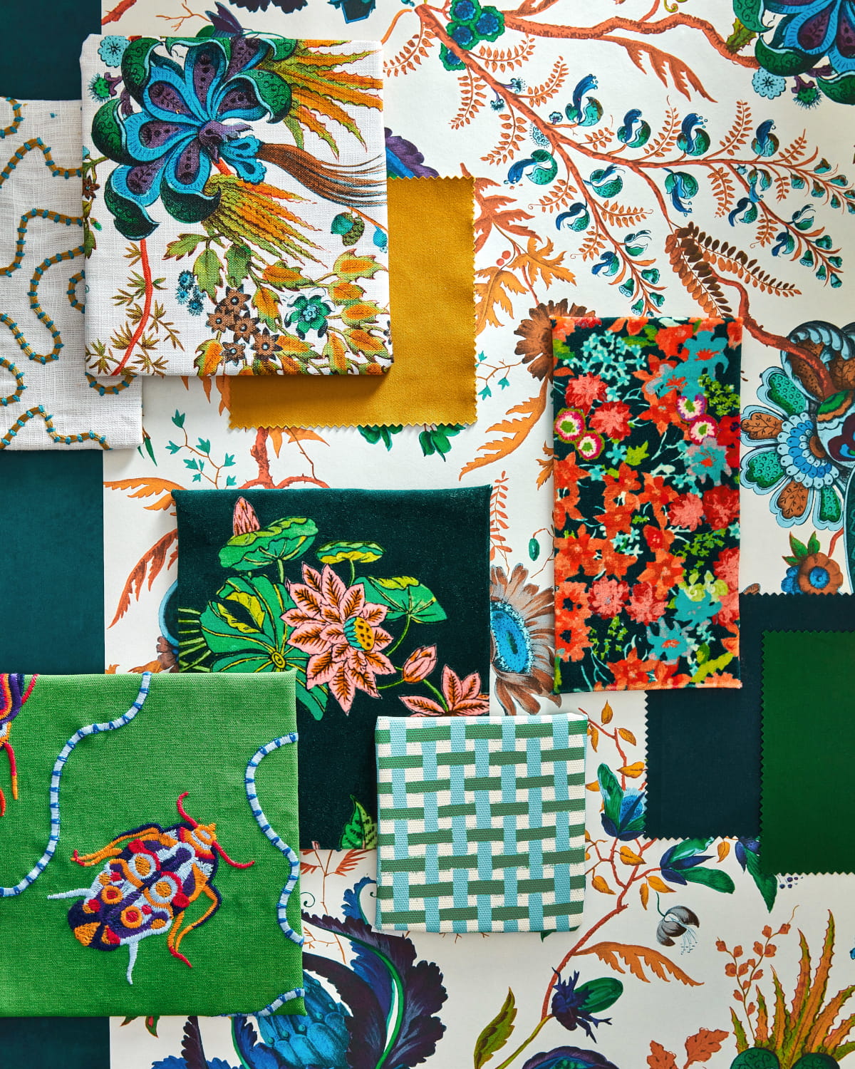 Tapete Wonderland Floral - Lapis/ Emerald/ Carnelian