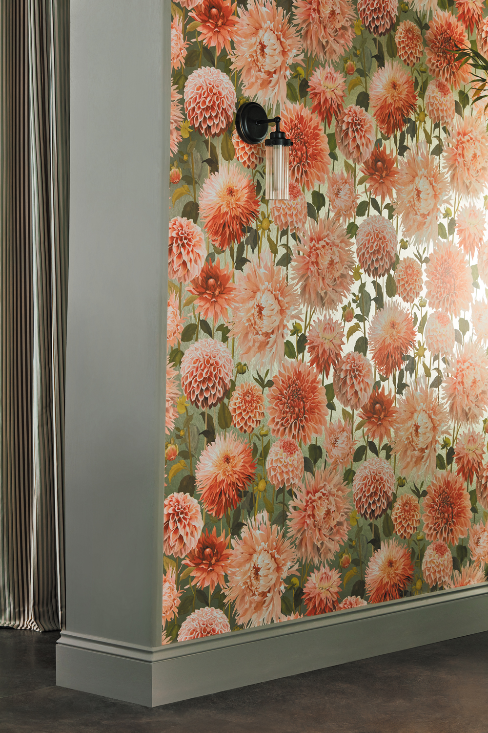 Tapete Dahlia - Coral/ Fig Leaf/ Gilver