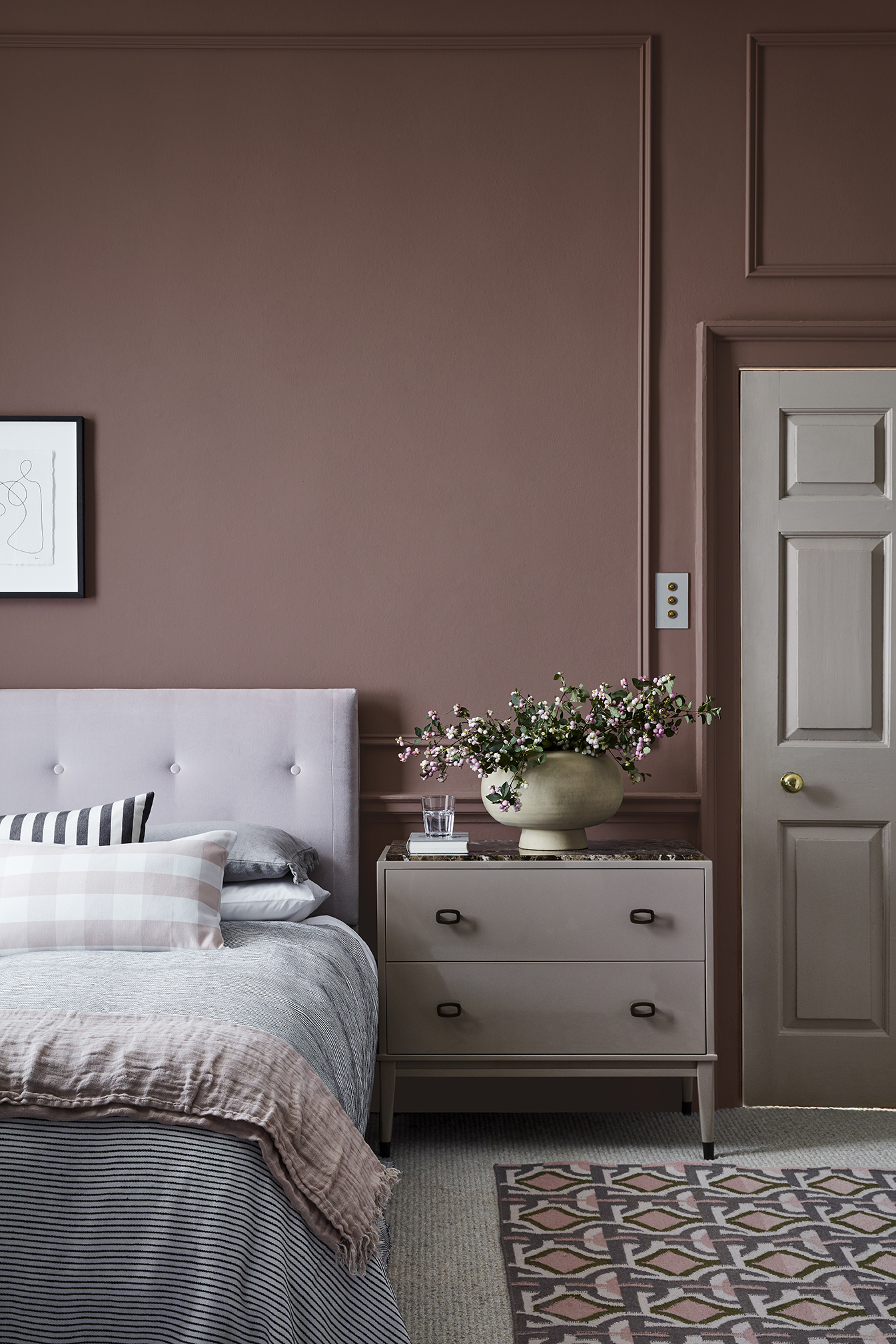 Intelligent Eggshell Paint - 5l - Nether Red 315