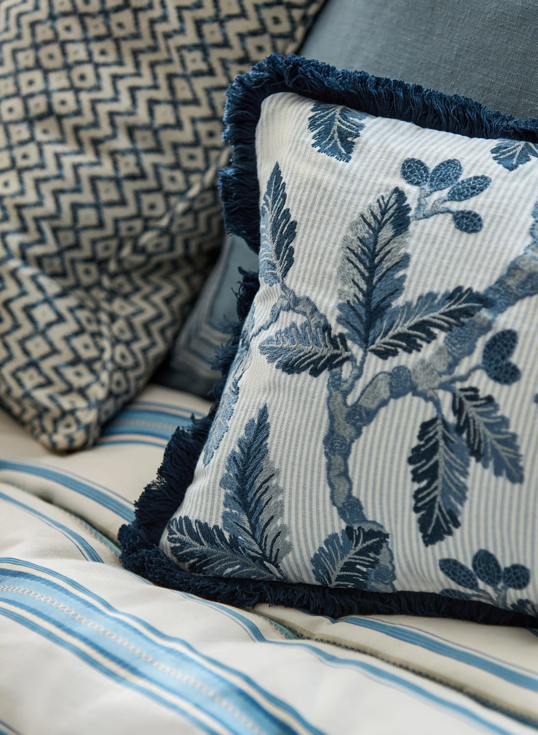 Stoff Oaknut Stripe - Indigo/ Multi