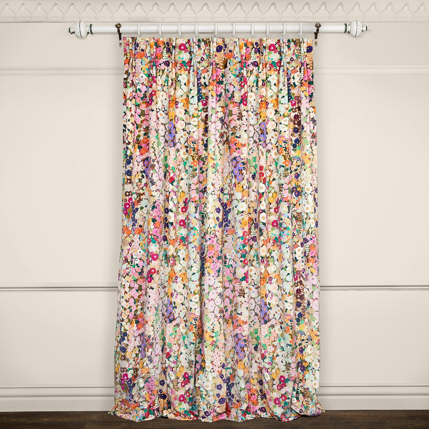 Tissu Hollyhocks - Velvet - Spring