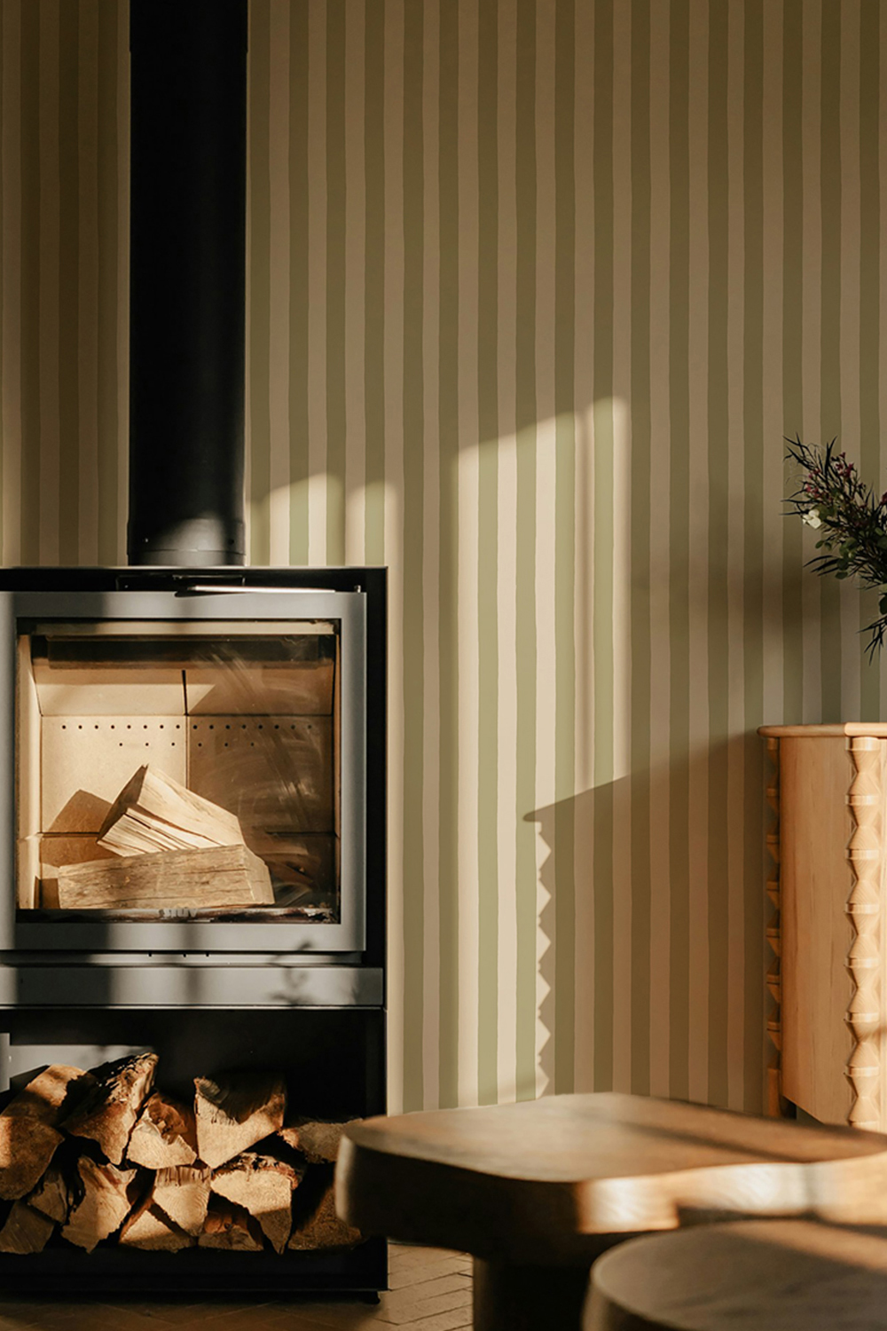 Tapete Medium Hand Painted Stripe - Southern Light/ Parsnip