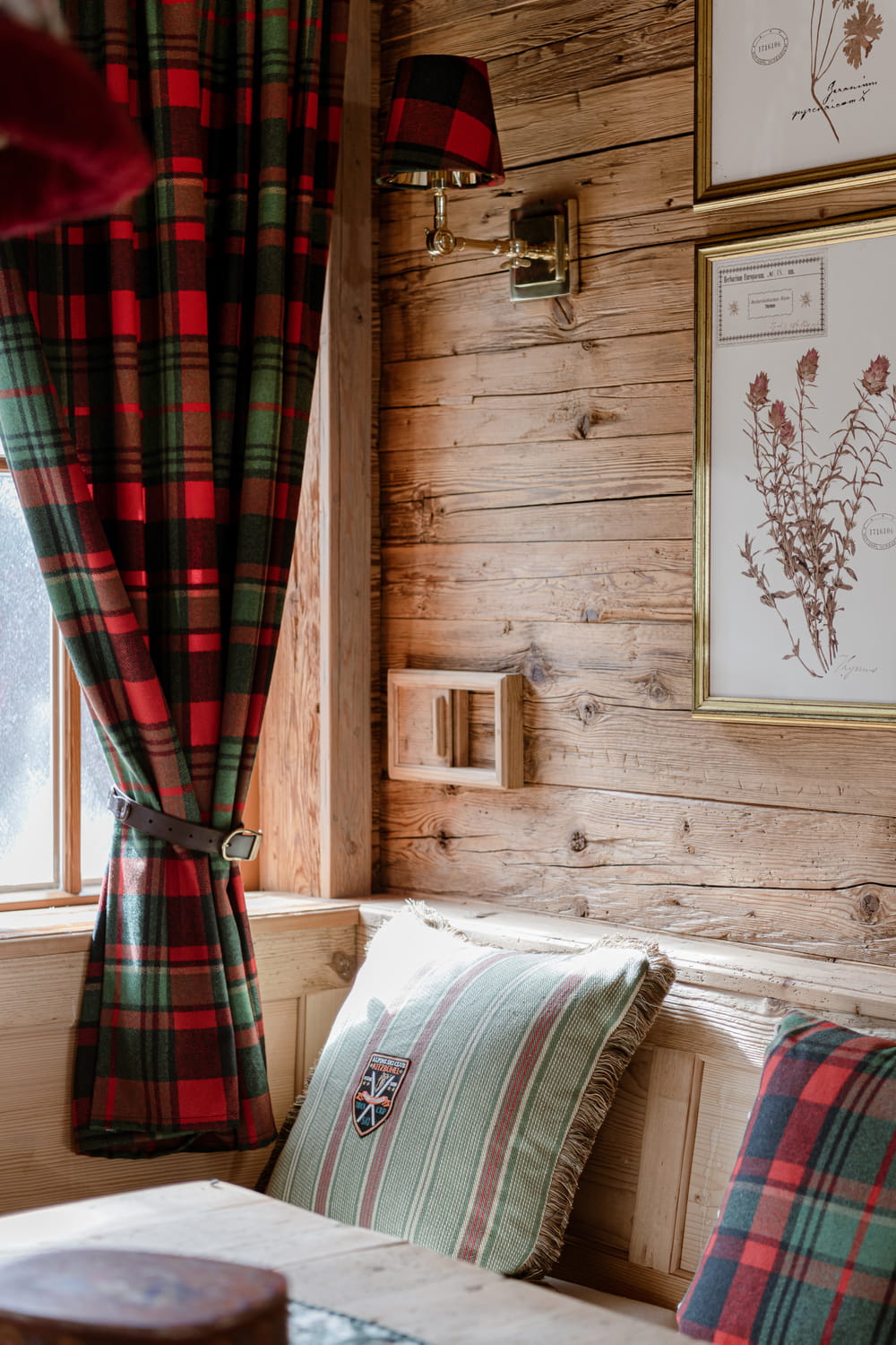 Fabric Tyrolean Plaid - Woven - FB00115