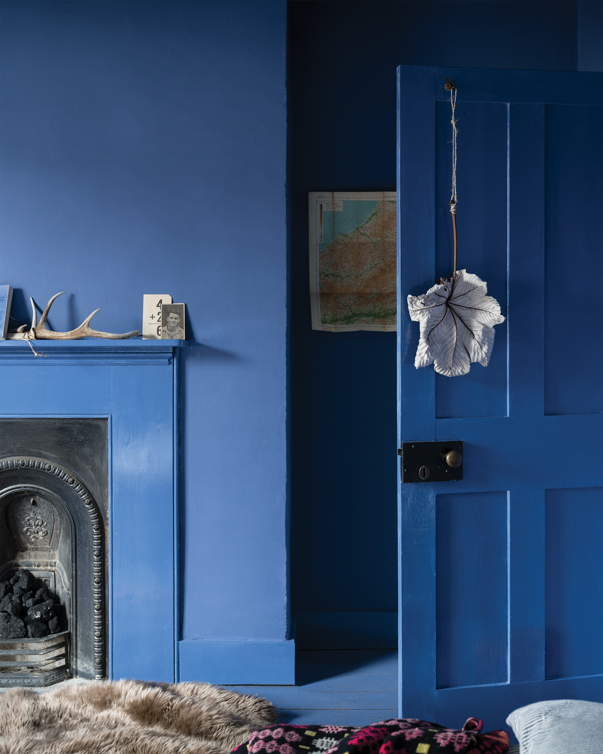 Pitch Blue 220