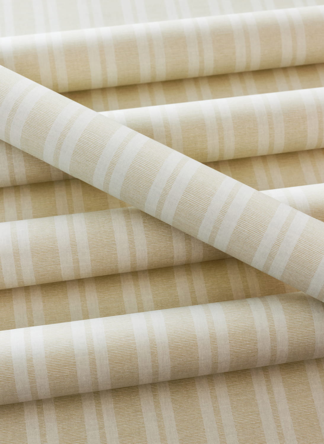 Tapete Ryland Stripe - Soft Gold