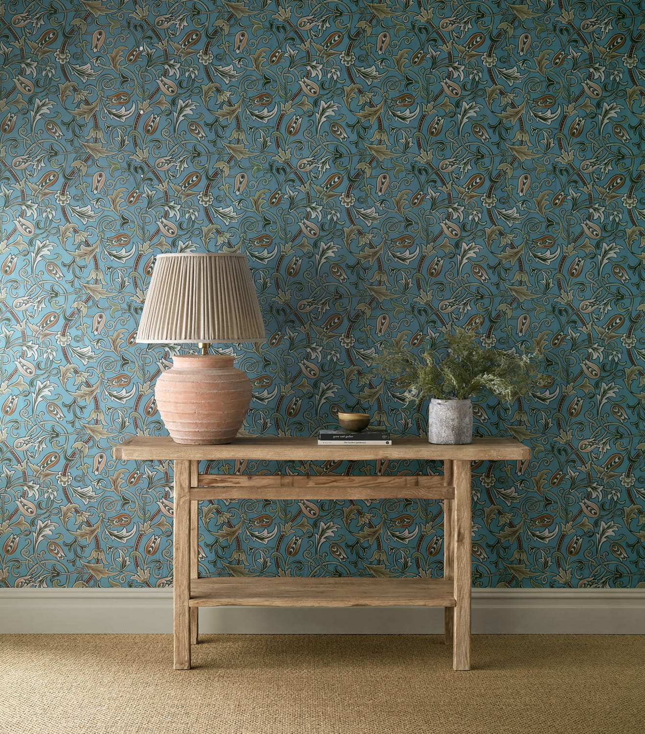 Tapete Scrolling Tulip - Woad/ Thyme
