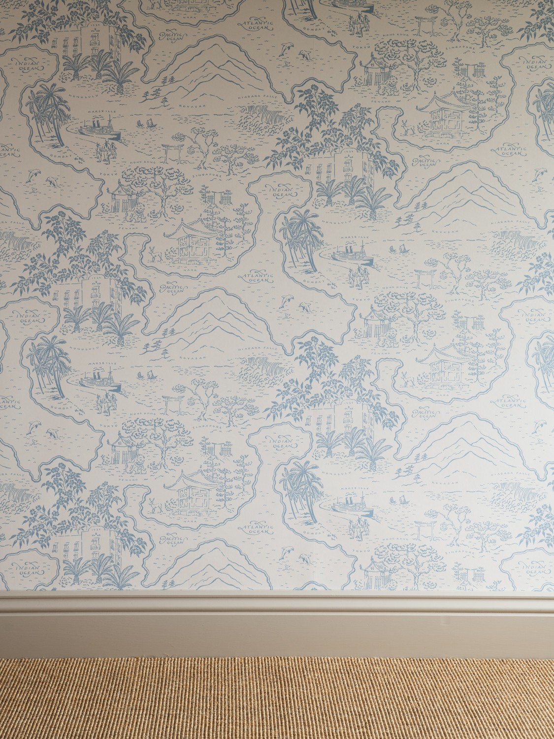 Wallpaper Voyage 1929 - Vintage Blue