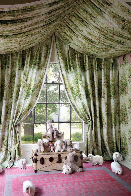 Wallpaper Lochwood - Green/ Coral