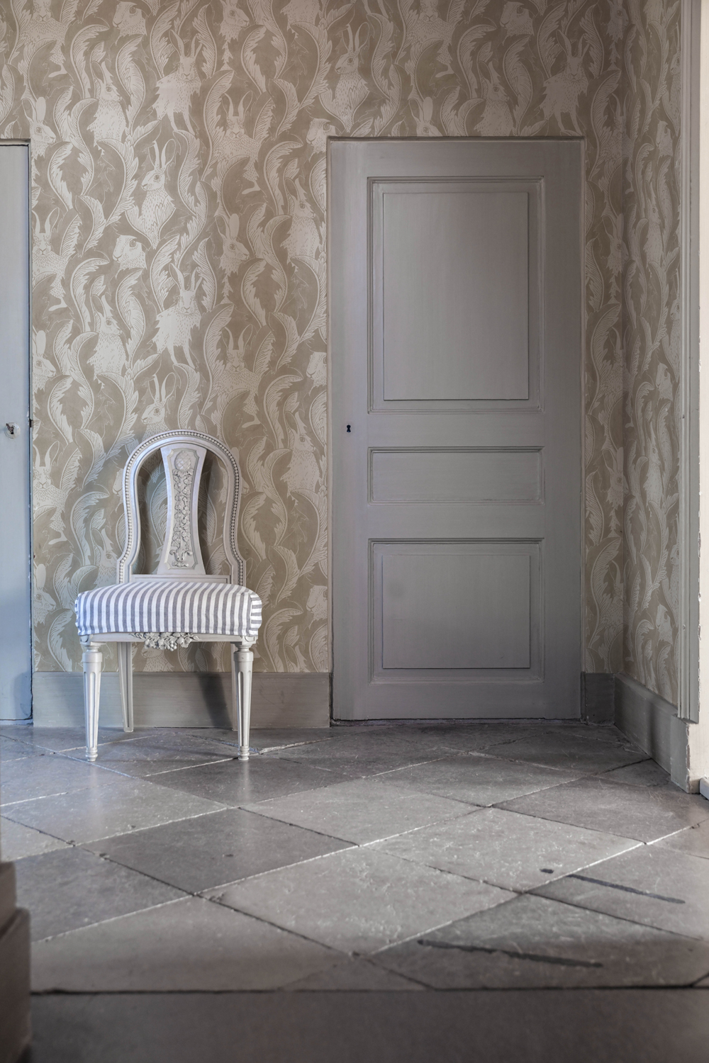 Tapete Hares in Hiding - Taupe