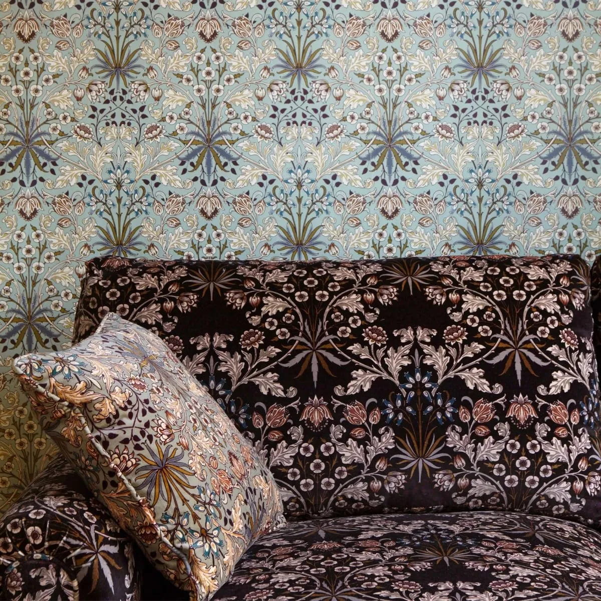 Wallpaper Hyacinth - Dove Grey