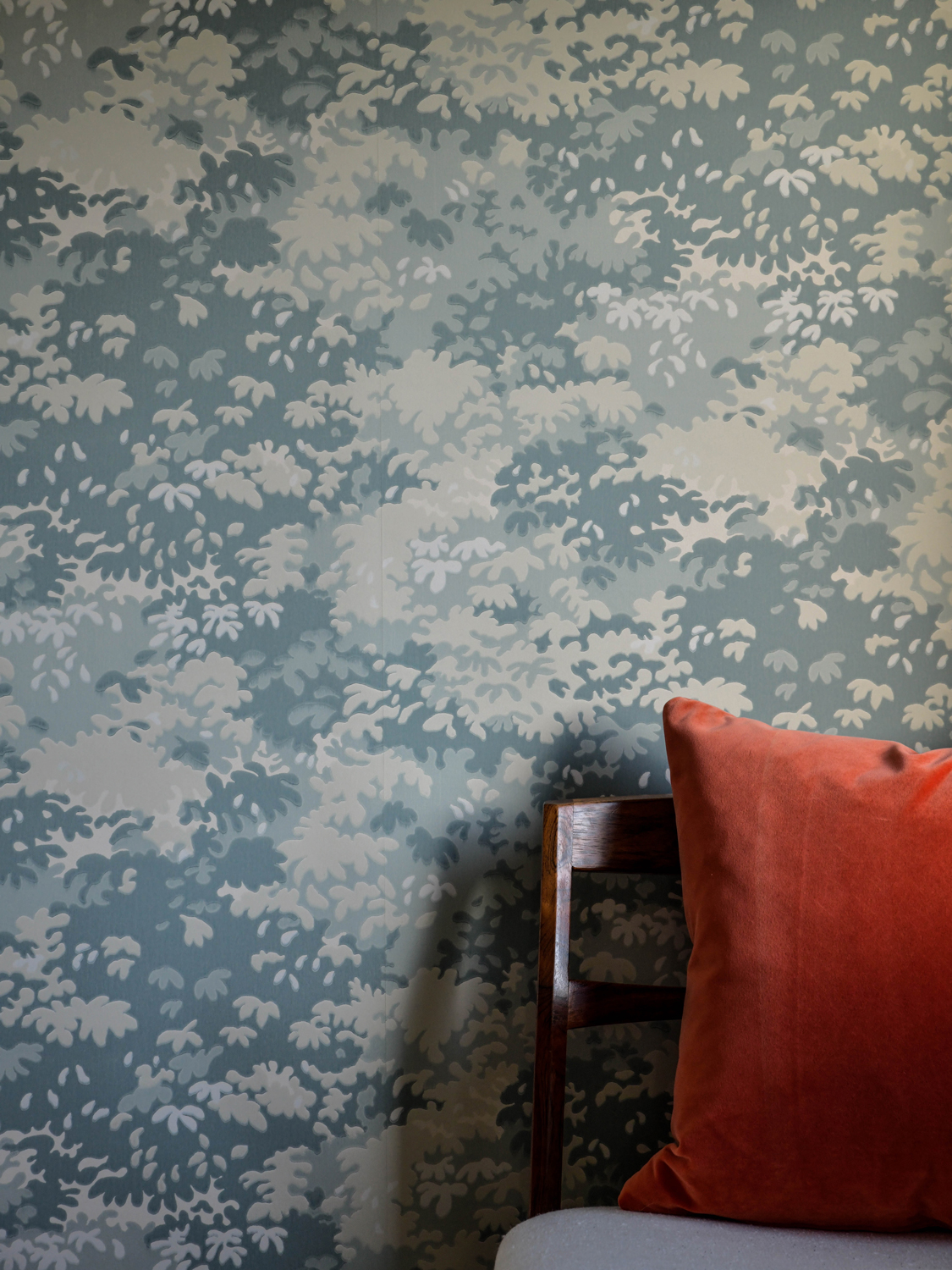 Tapete Into the Woods - Pale Turquoise