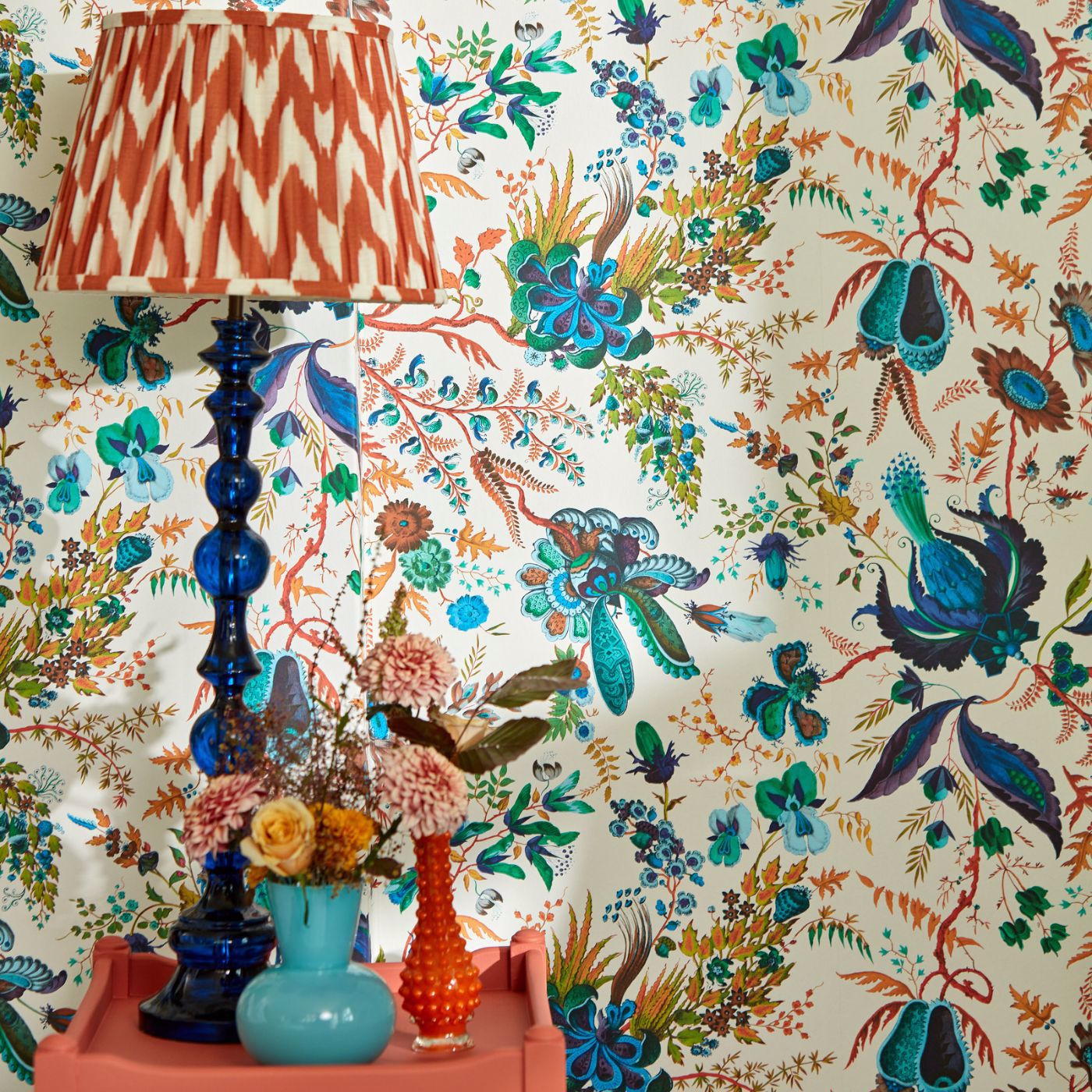 Tapete Wonderland Floral - Lapis/ Emerald/ Carnelian
