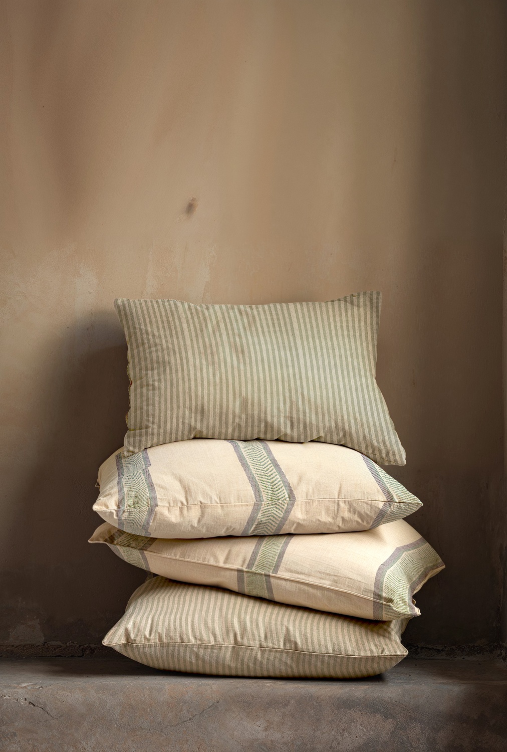 Stoff Animal Stripe - Leaf