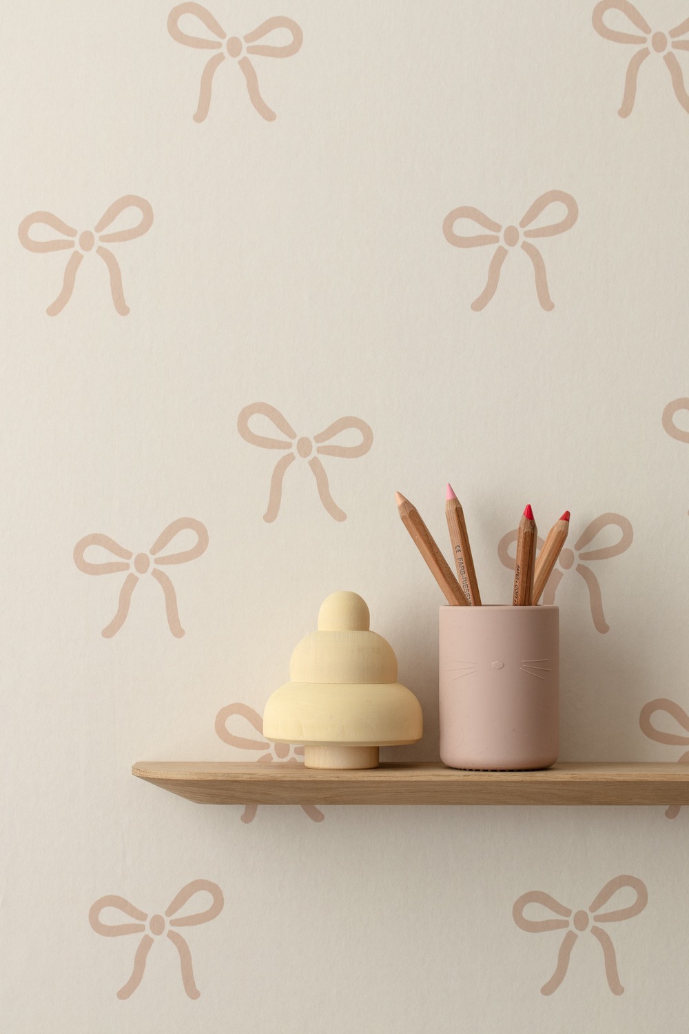 Tapete Bows/ Strikjes - Nude on Cream