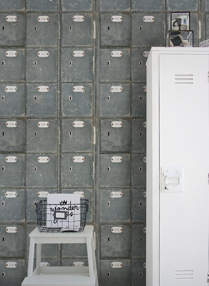 Wallpaper Locker Room