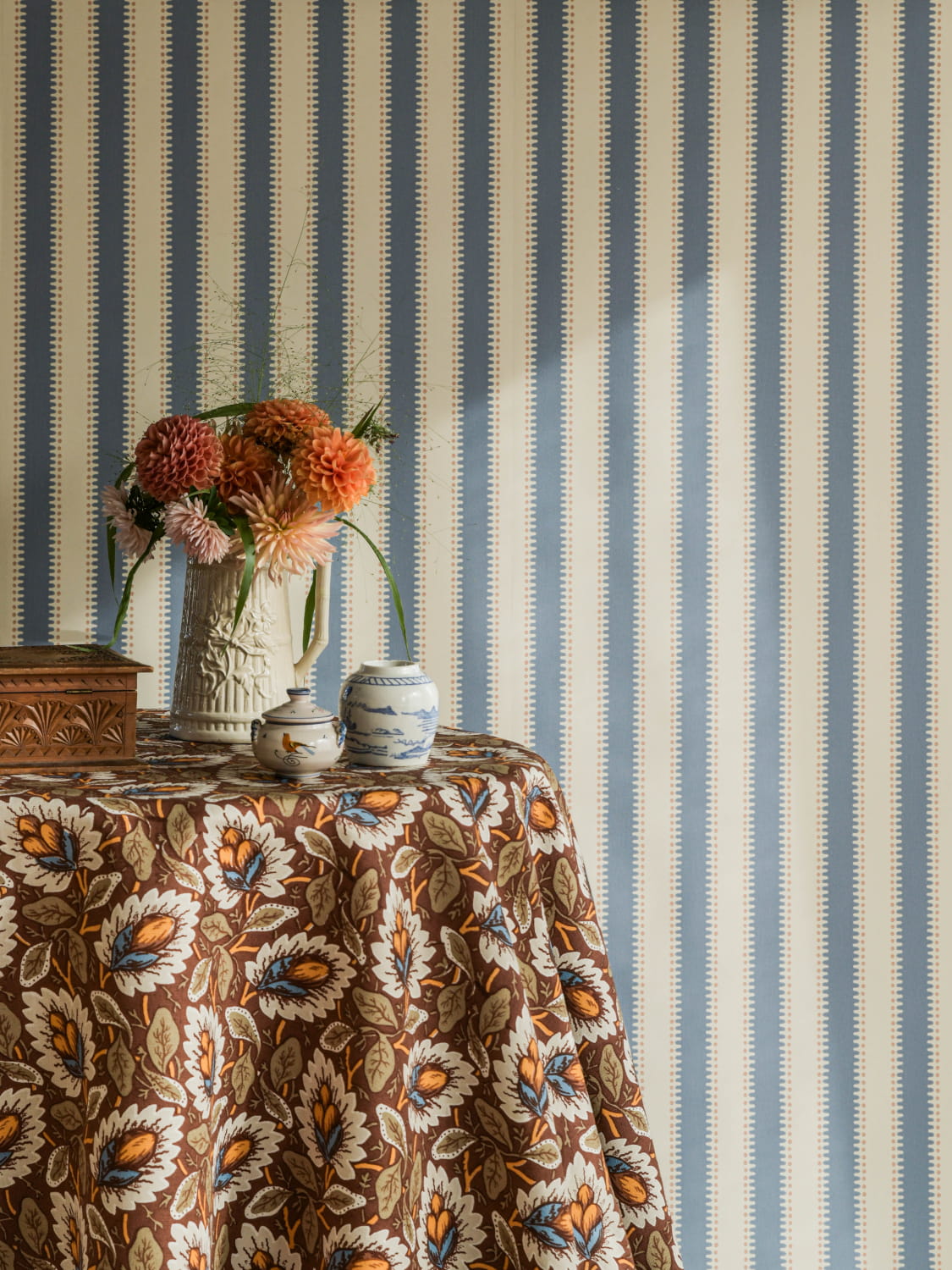 Tapete Jagged Stripe - Sky Blue